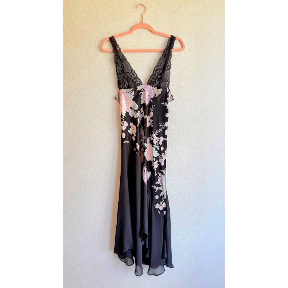 90s Jacalyn Bennett for Fredericks of Hollywood Floral Silk & Lace Nightgown M